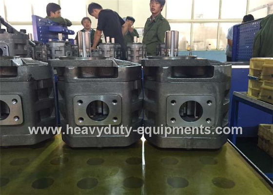 Çin Hydraulic pump 4120002513 for SDLG wheel loader LG 953 with warranty Tedarikçi
